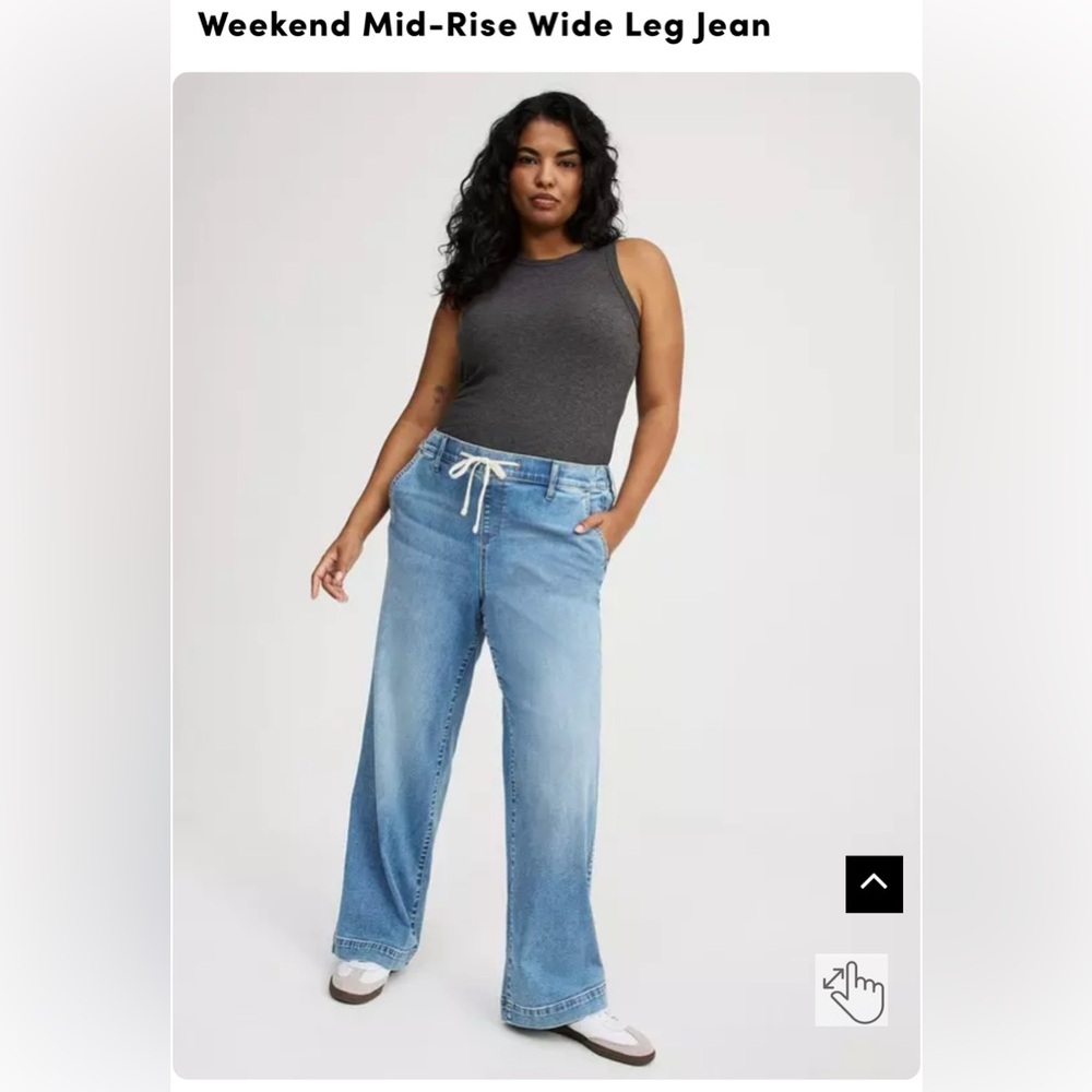 NWT Weekend Mid-Rise Wide Leg Jean